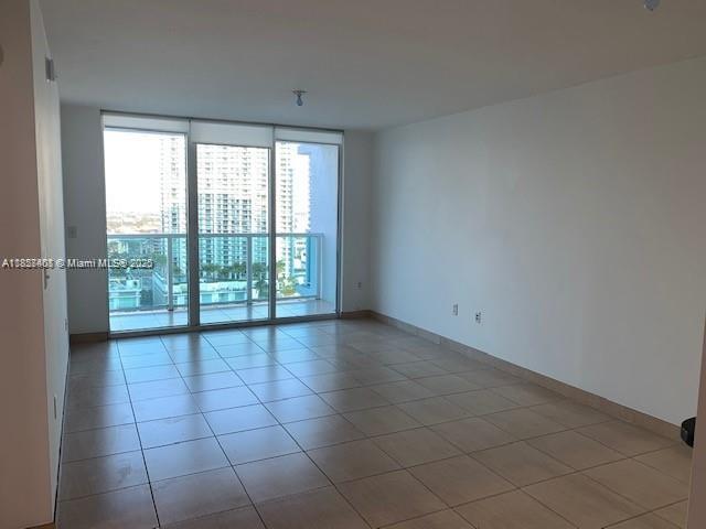 BRICKELL ON THE RIVER N T - Residential