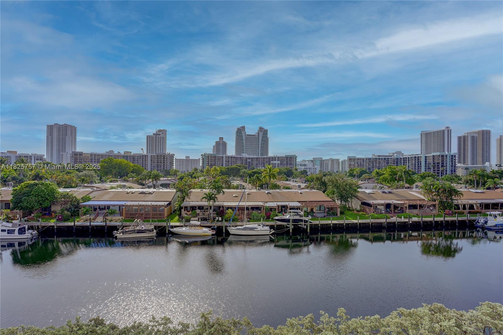 OLYMPUS CONDO PHASE - Residential