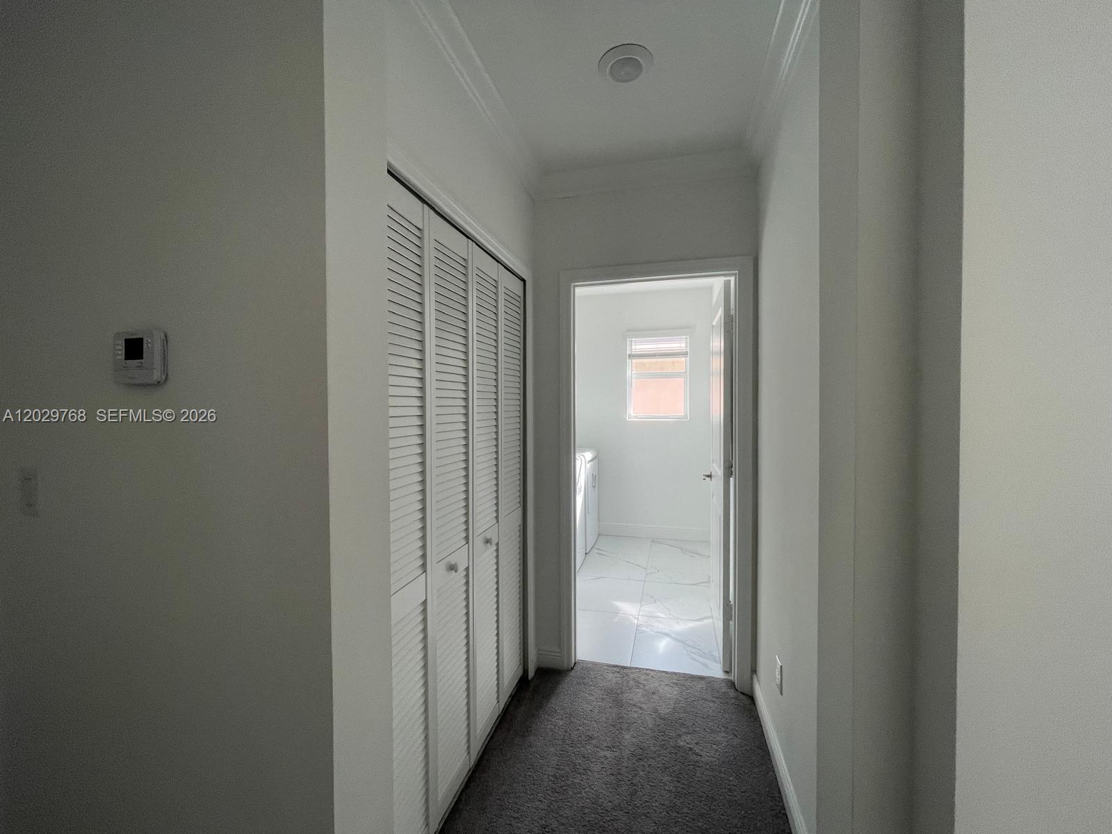 CRYSTAL LAKE 1ST SEC - Residential Lease