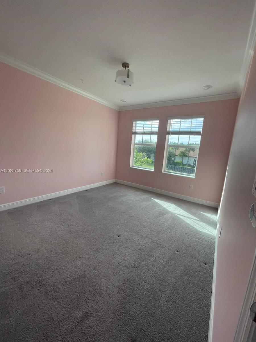 CRYSTAL LAKE 1ST SEC - Residential Lease