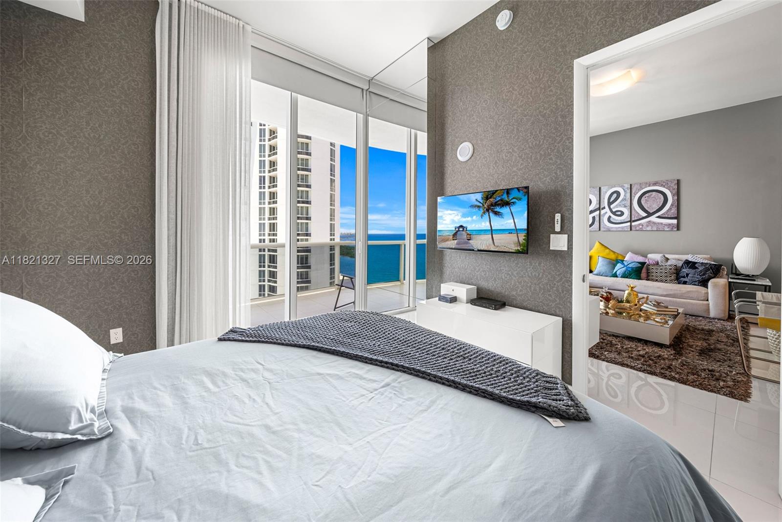 TDR TOWER II CONDO - Residential