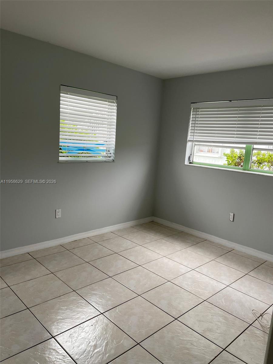 VILLAGE AT DADELAND CONDO - Residential