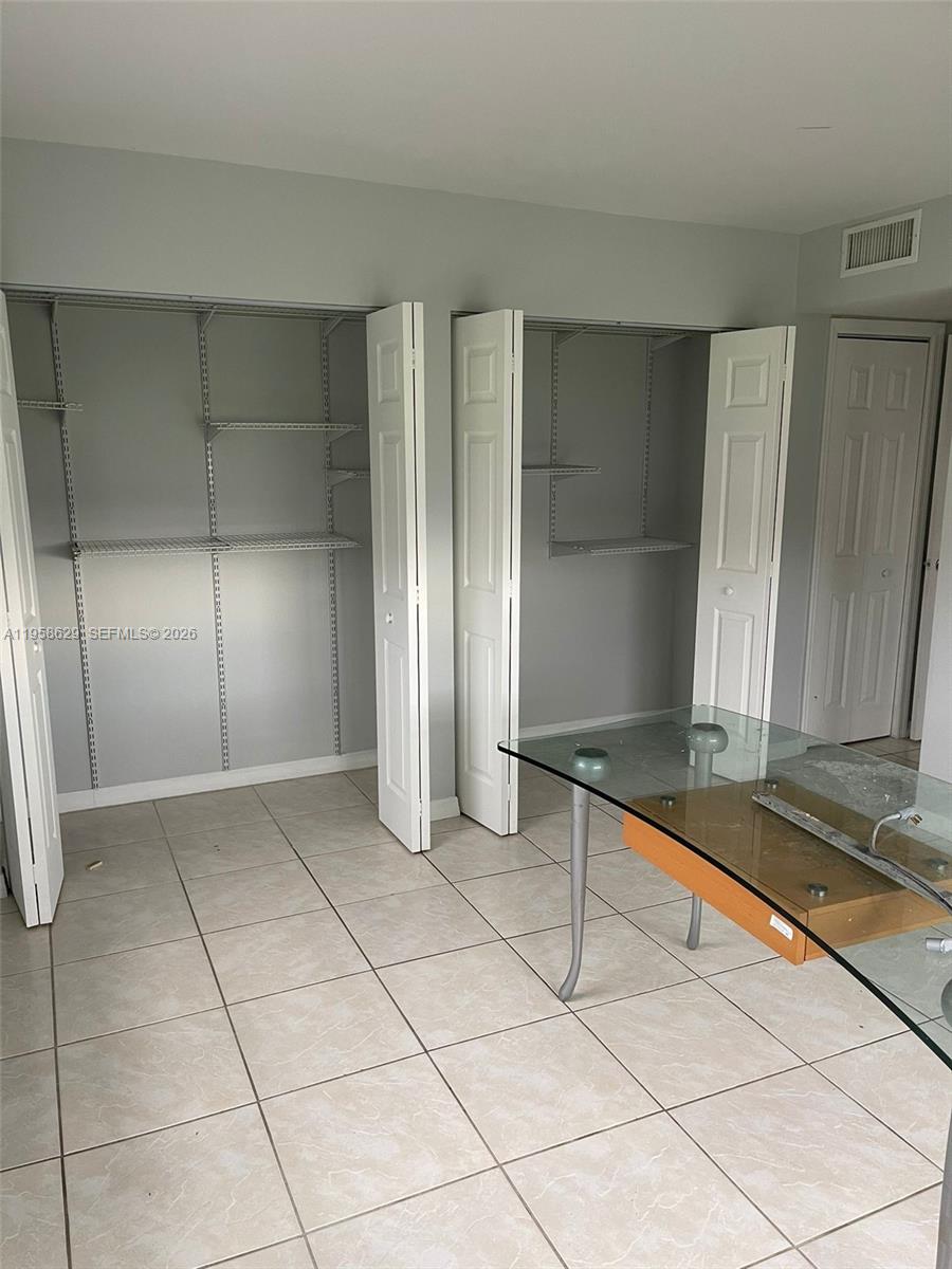 VILLAGE AT DADELAND CONDO - Residential