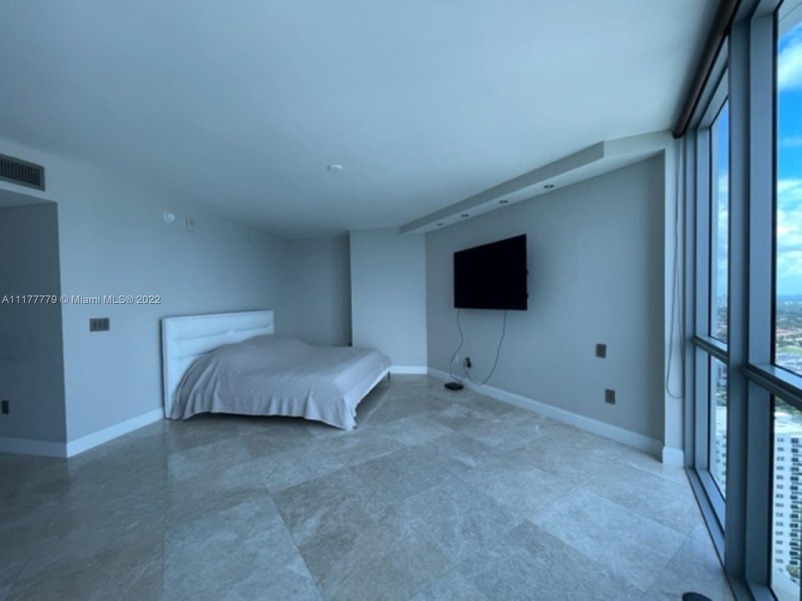 OCEAN PALMS CONDO - Residential Lease