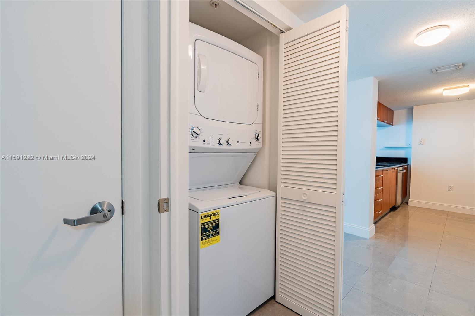 1800 CLUB CONDO - Residential