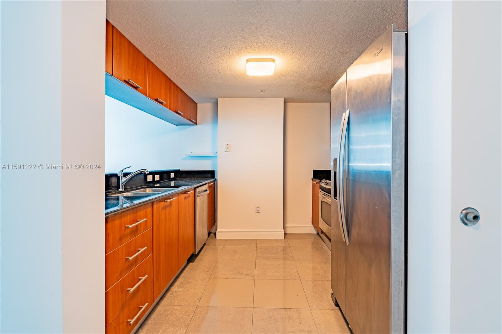 1800 CLUB CONDO - Residential