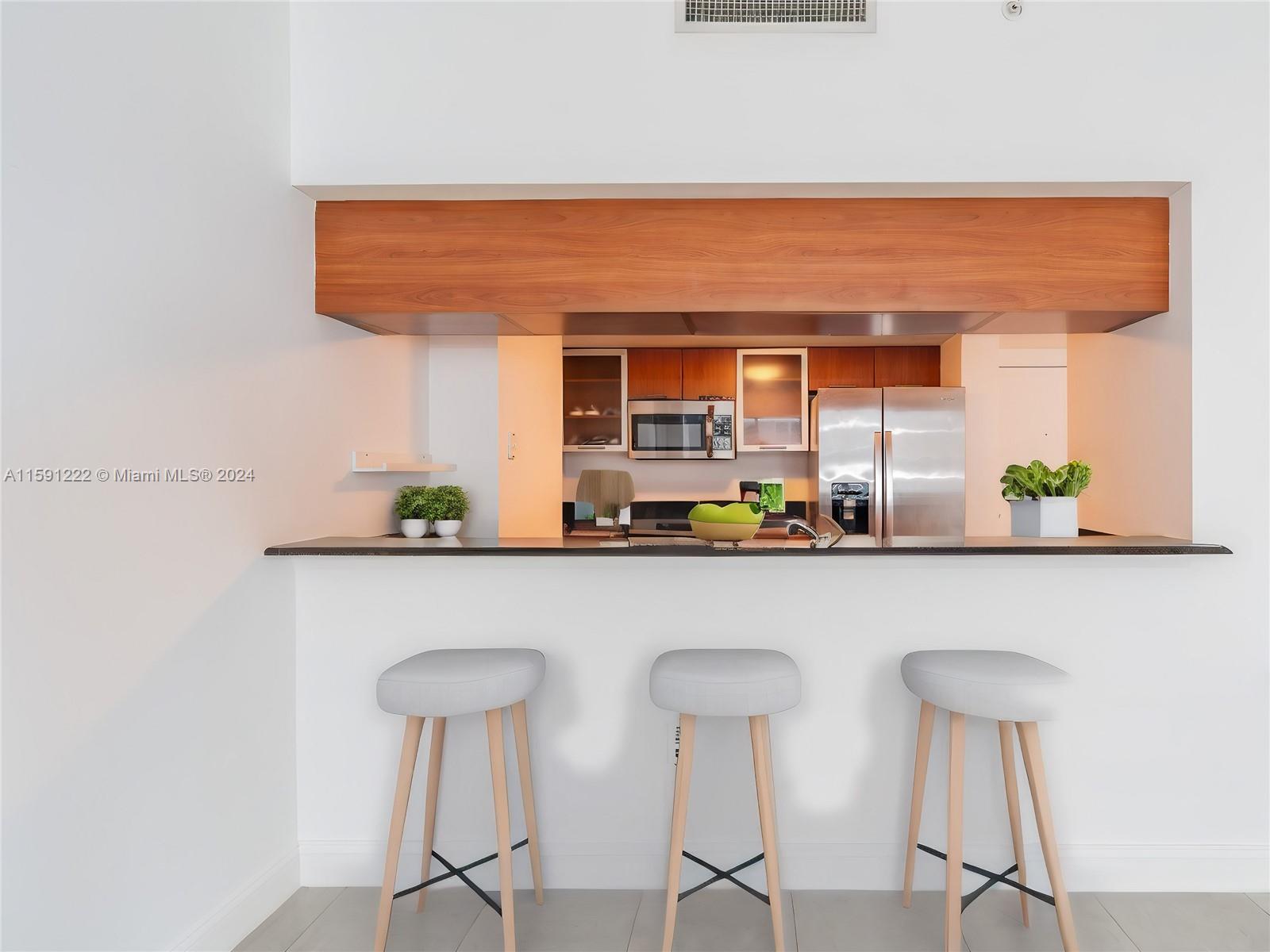 1800 CLUB CONDO - Residential