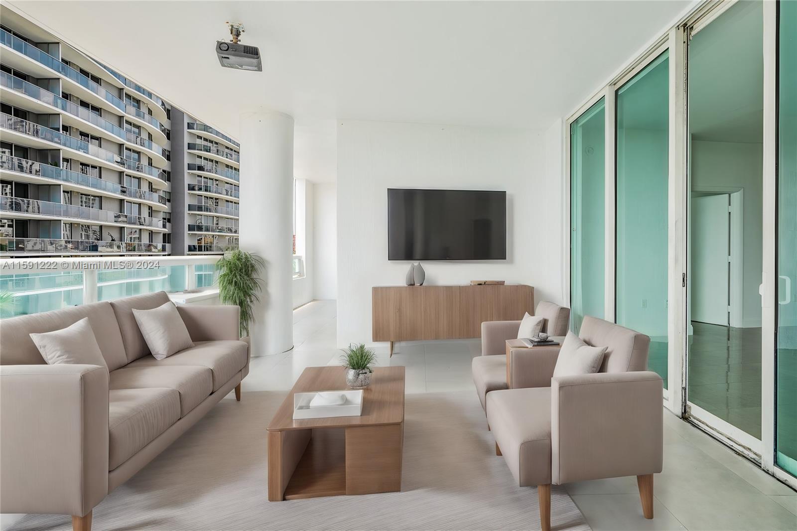 1800 CLUB CONDO - Residential