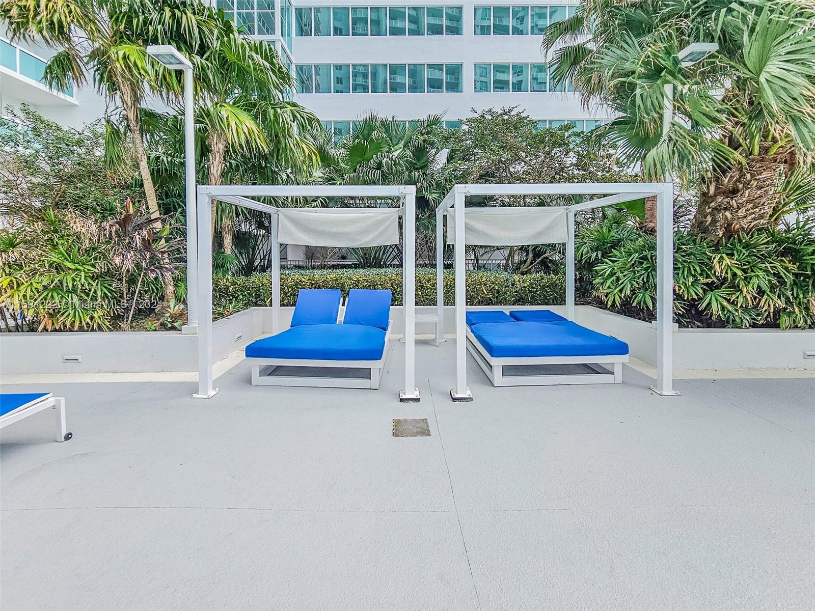 1800 CLUB CONDO - Residential