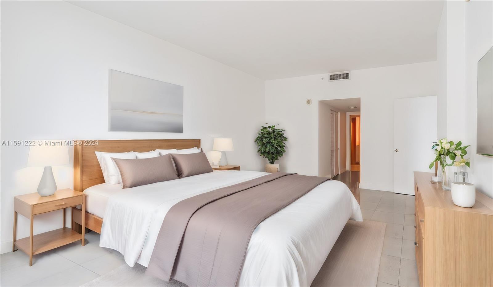 1800 CLUB CONDO - Residential