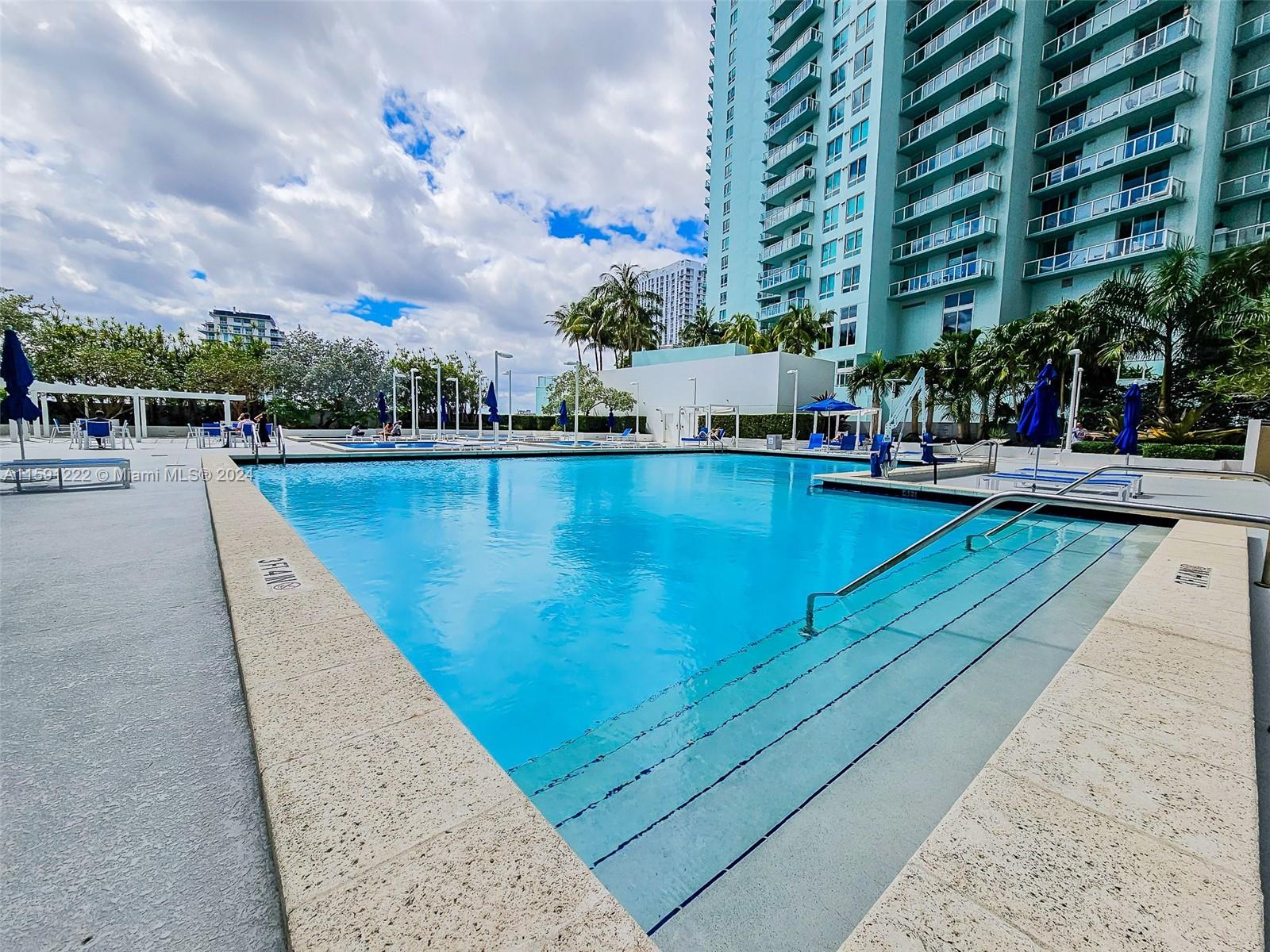 1800 CLUB CONDO - Residential