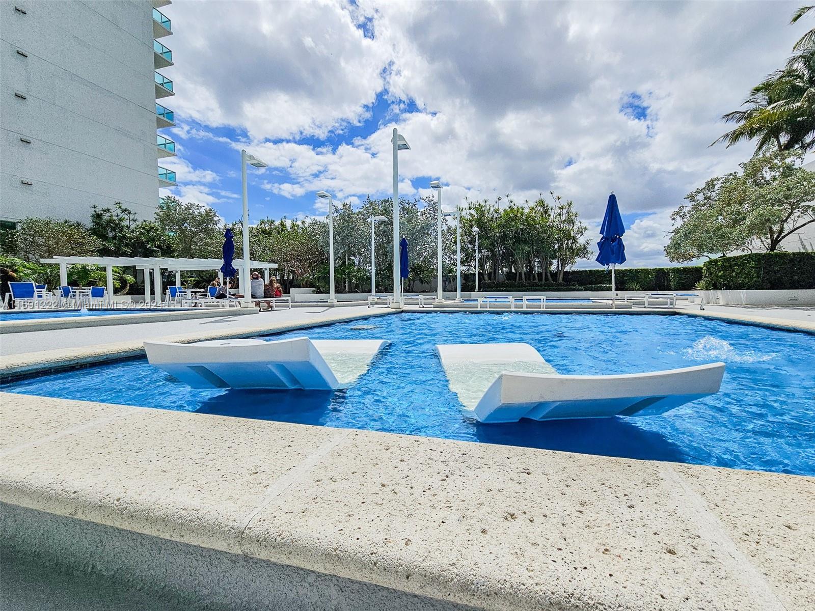 1800 CLUB CONDO - Residential