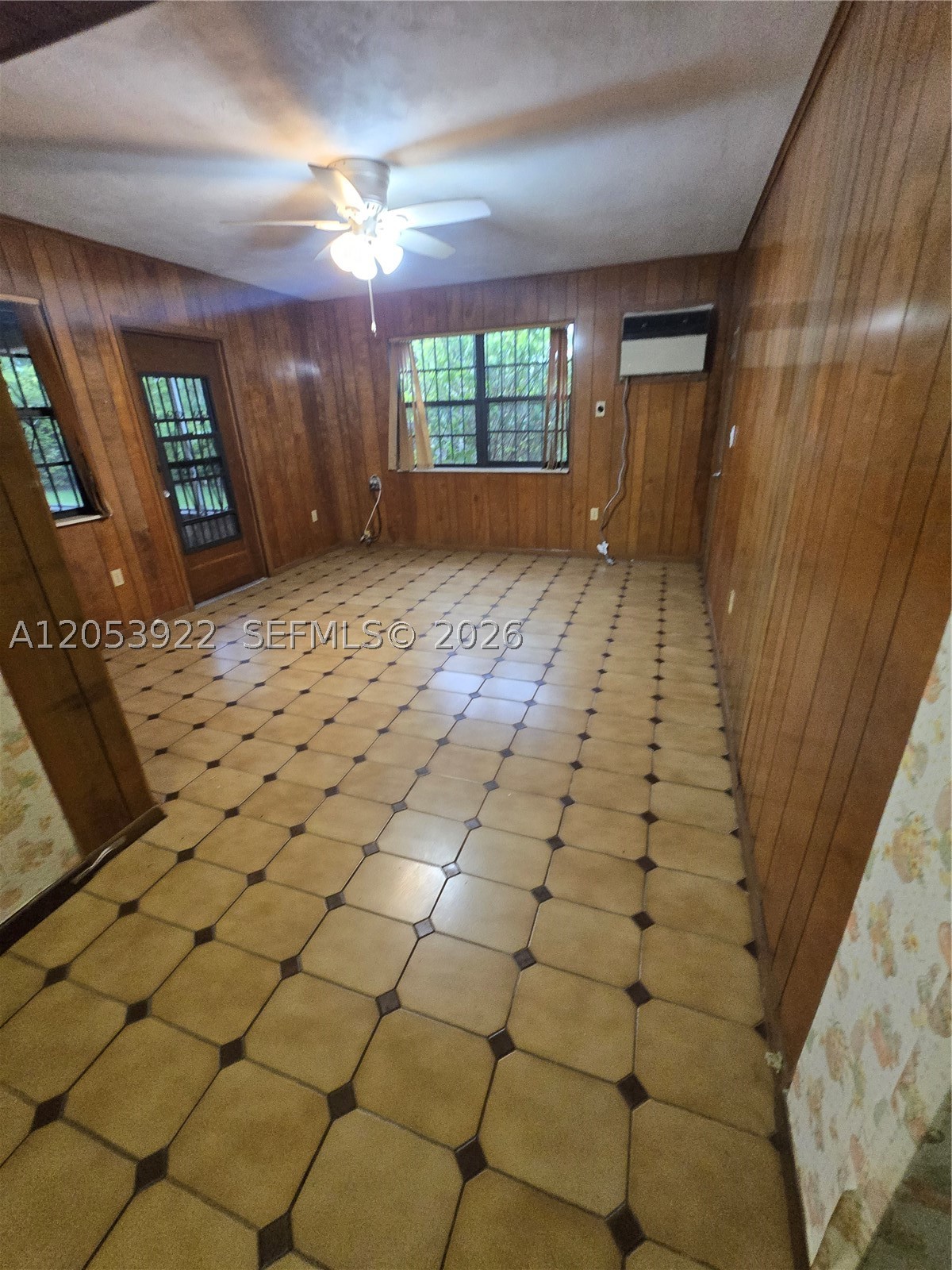 CORAL PARK ESTATES SEC 1 - Residential
