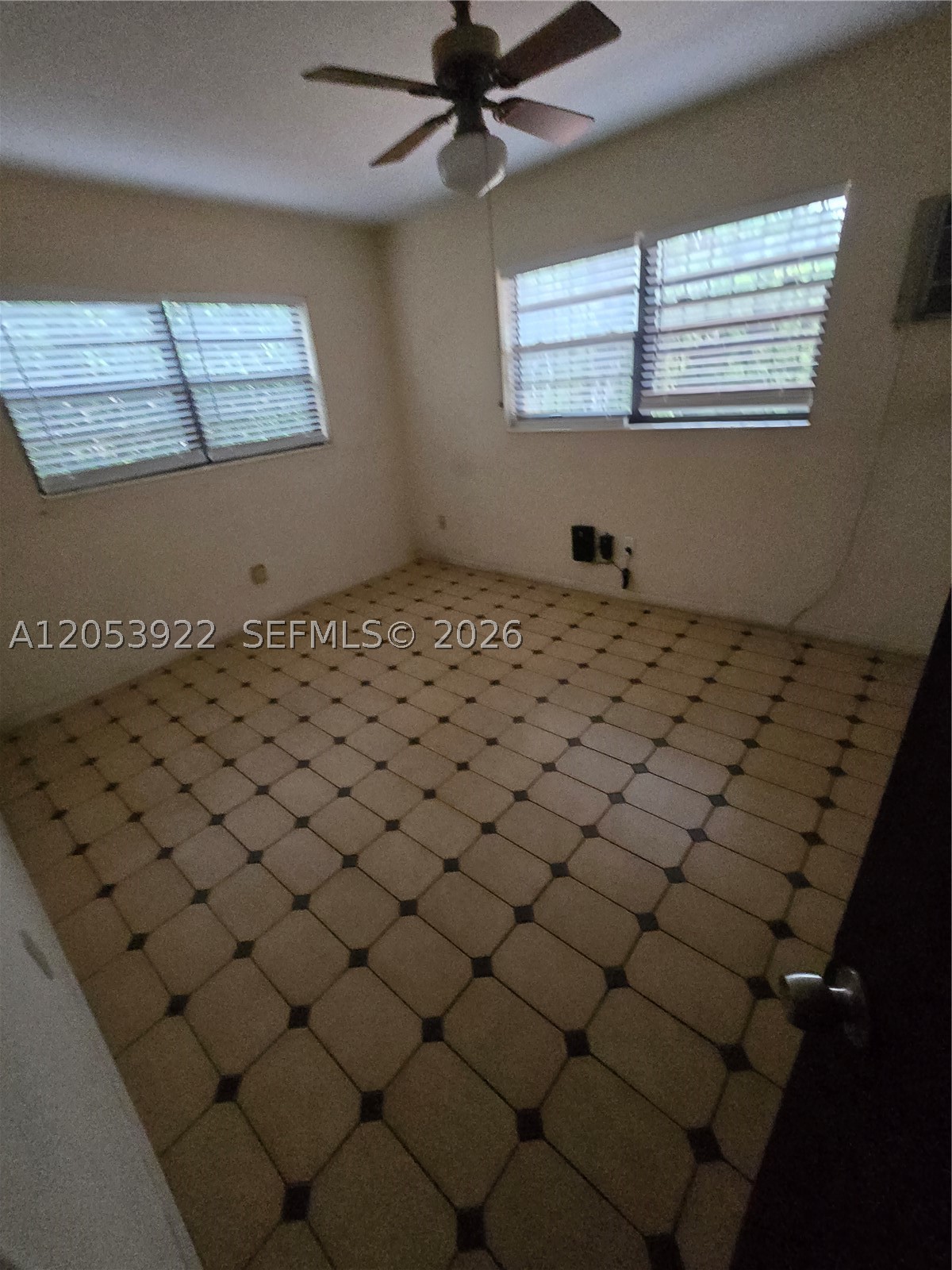 CORAL PARK ESTATES SEC 1 - Residential