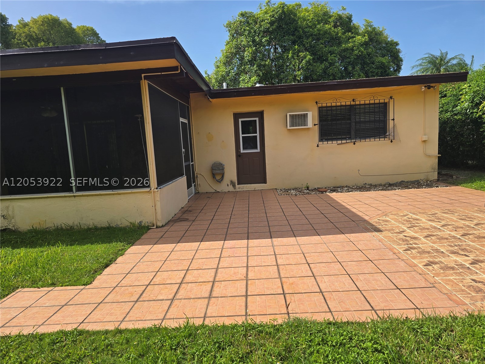 CORAL PARK ESTATES SEC 1 - Residential