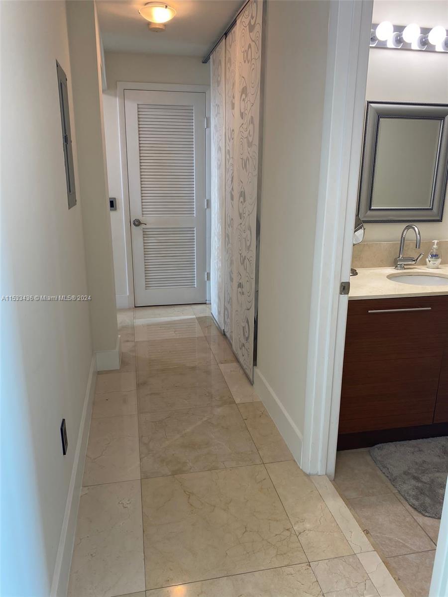TAO SAWGRASS CONDOMINIUM - Residential Lease