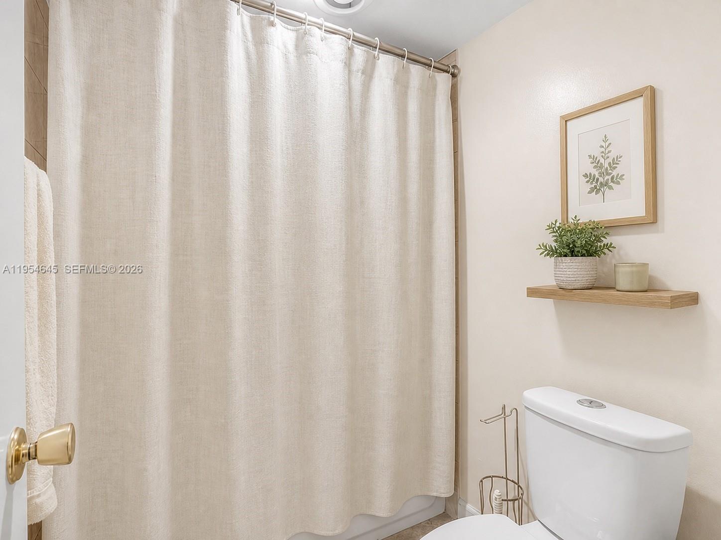 PINES OF DELRAY NORTH CON - Residential