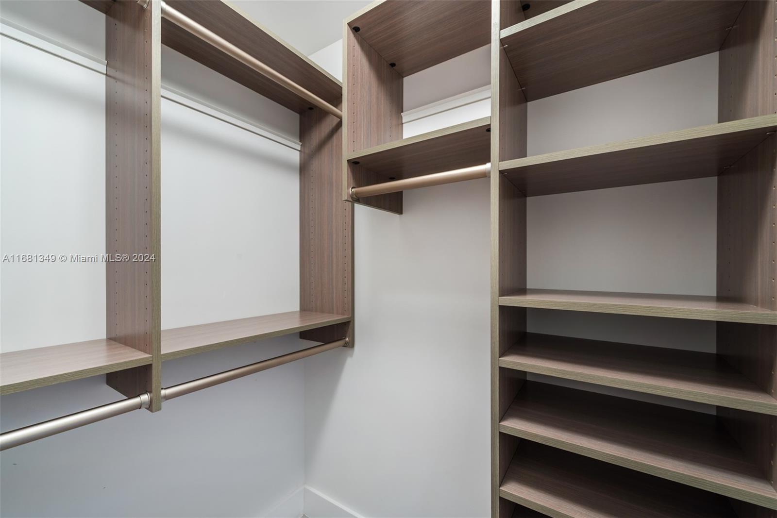 BISCAYNE BEACH CONDO - Residential Lease