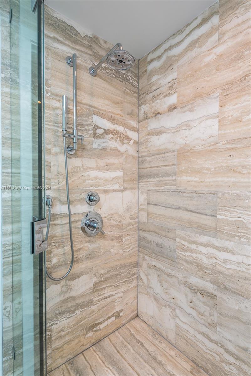 BISCAYNE BEACH CONDO - Residential Lease