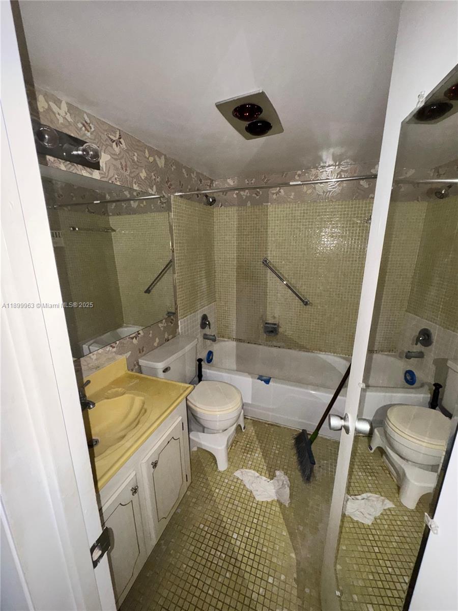 COVENTRY CONDO - Residential