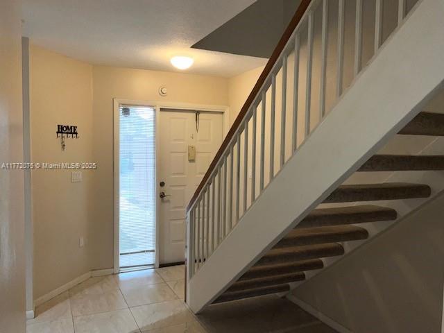 PEMBROKE LAKES SECTION SE - Residential Lease