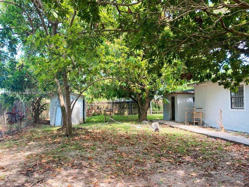 LEISURE CITY SEC 2 - Residential