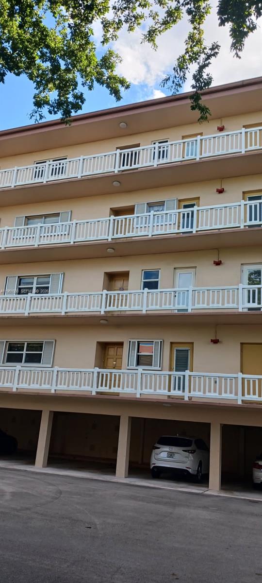 PLANTATION TERRACE CONDO - Residential
