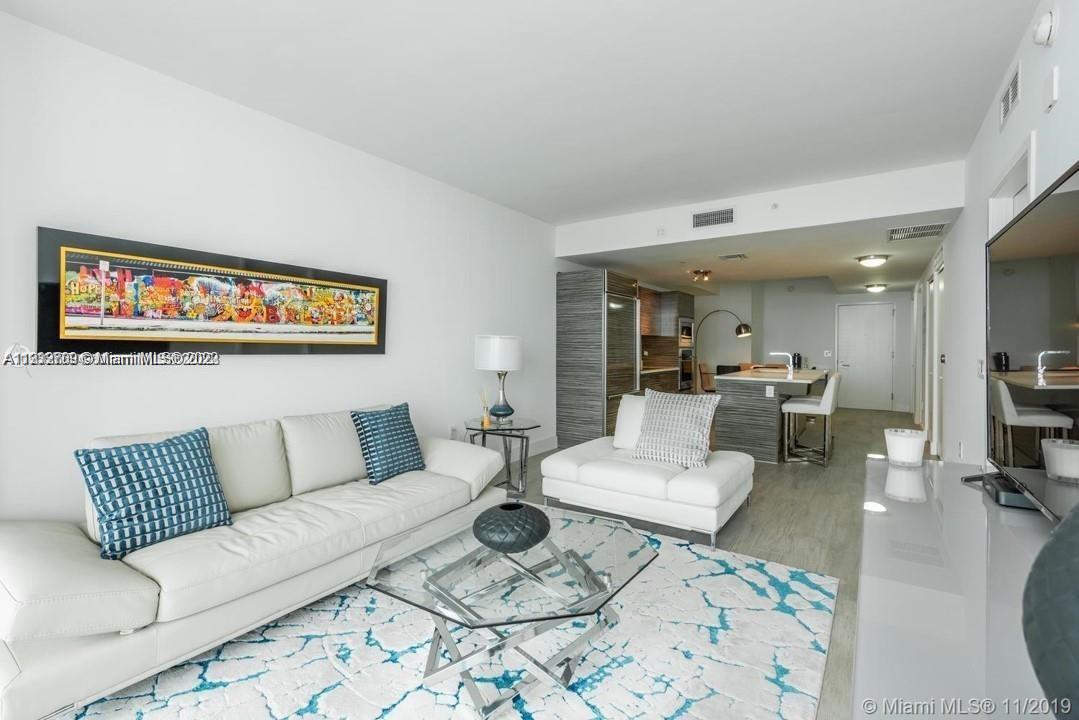 ICON BAY CONDO - Residential Lease