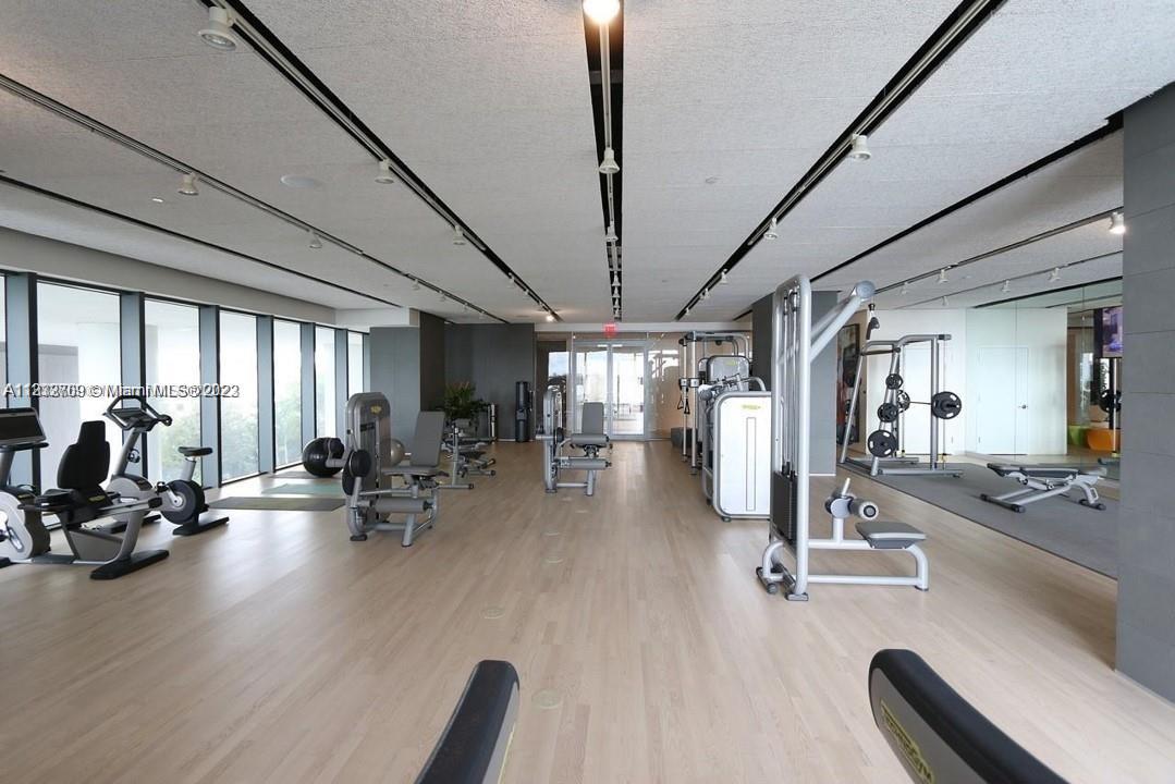 ICON BAY CONDO - Residential Lease