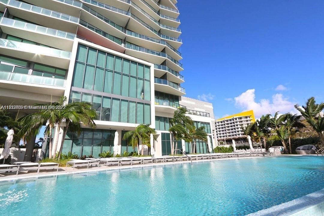 ICON BAY CONDO - Residential Lease