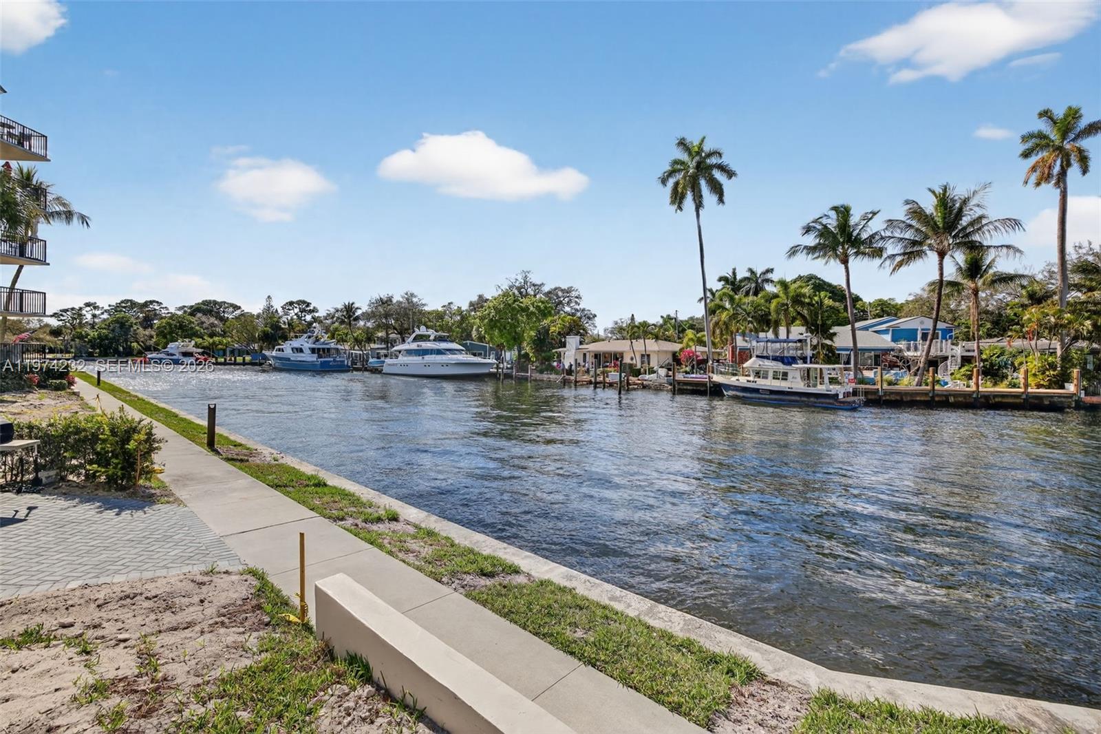RIVER REACH CONDOMINIUM V - Residential