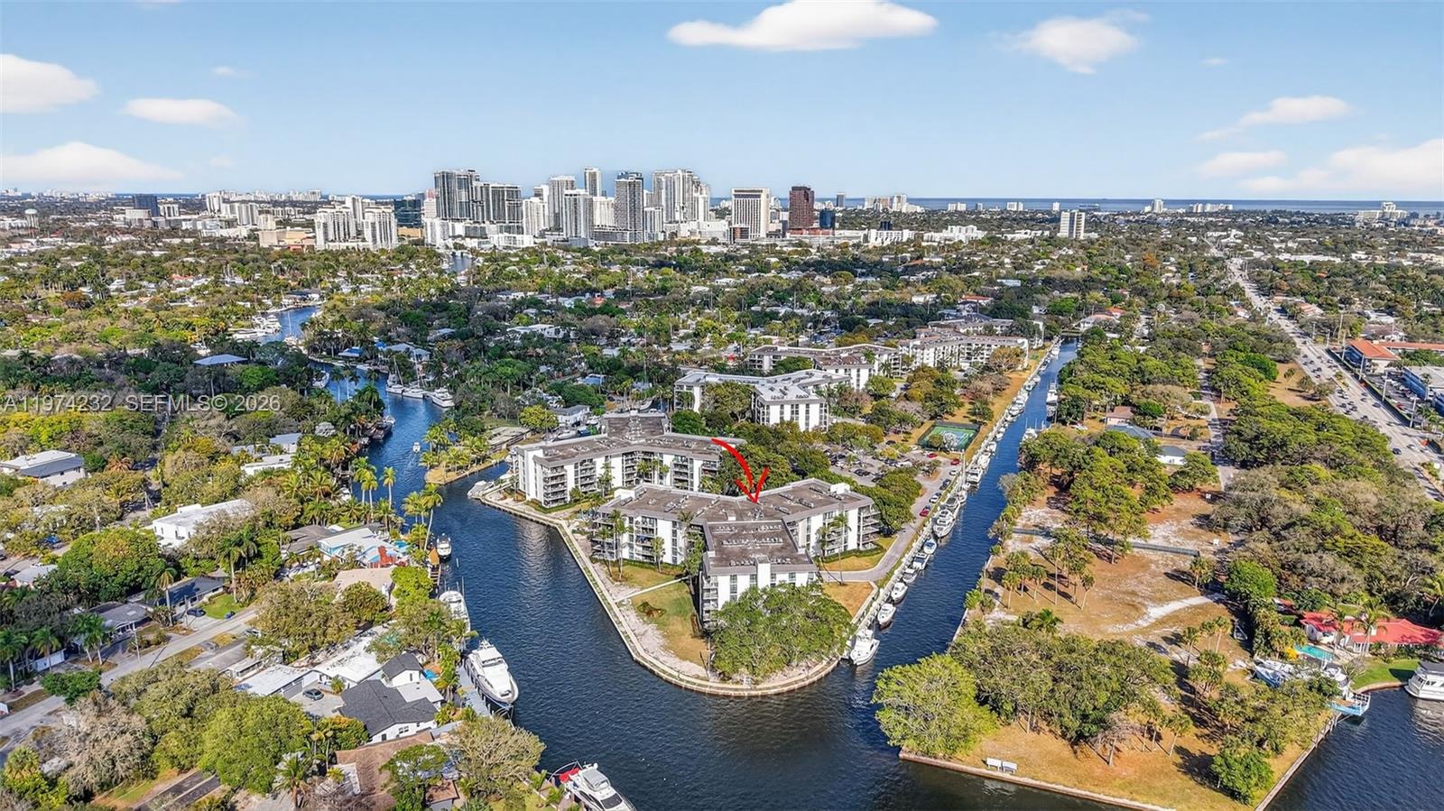 RIVER REACH CONDOMINIUM V - Residential