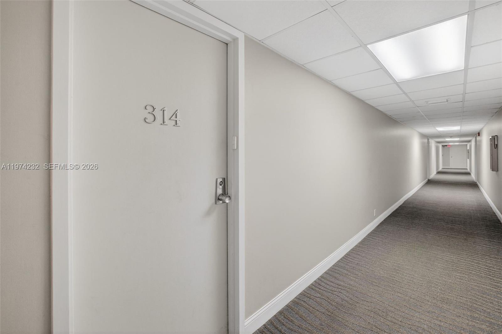 RIVER REACH CONDOMINIUM V - Residential