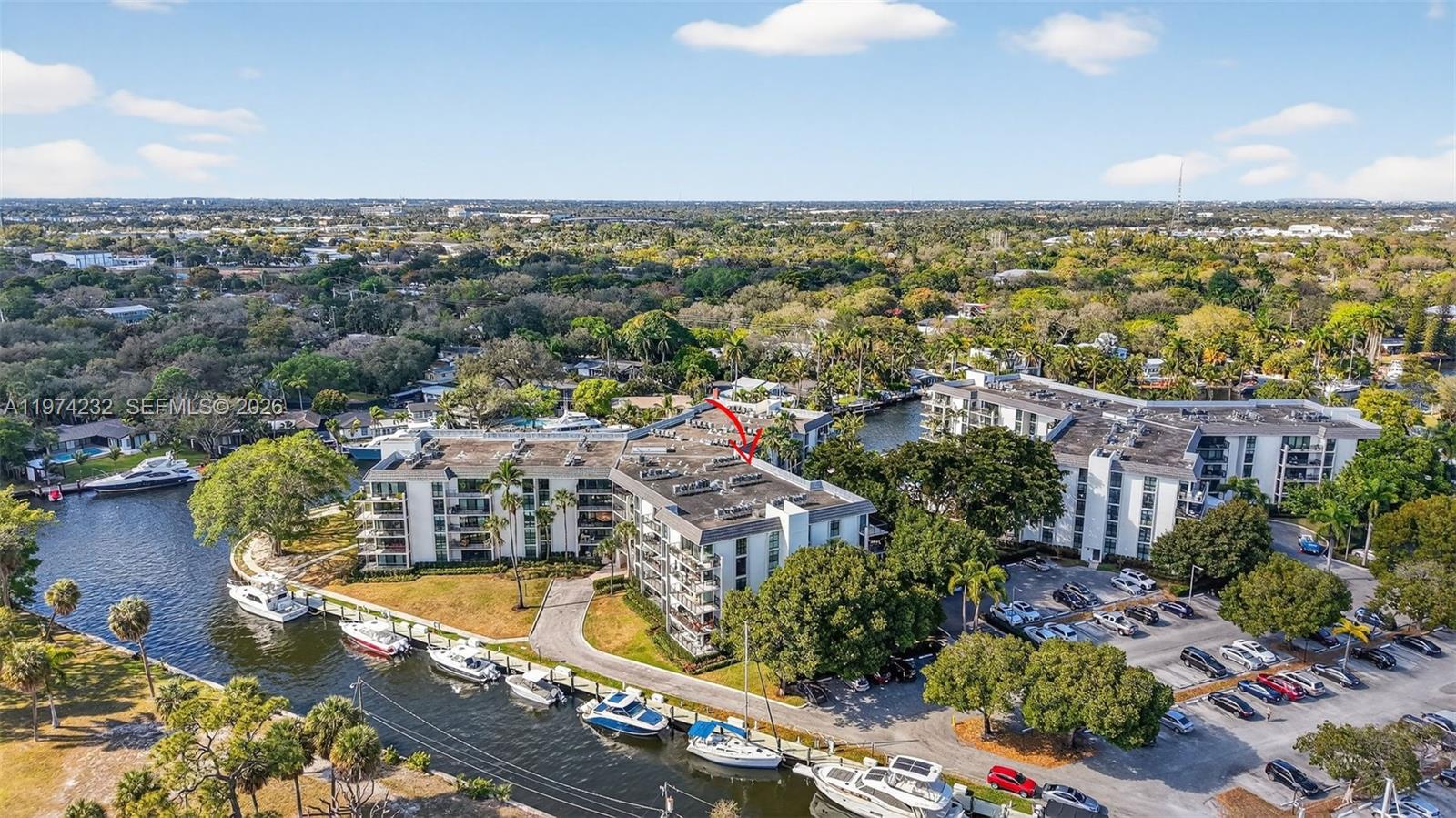 RIVER REACH CONDOMINIUM V - Residential