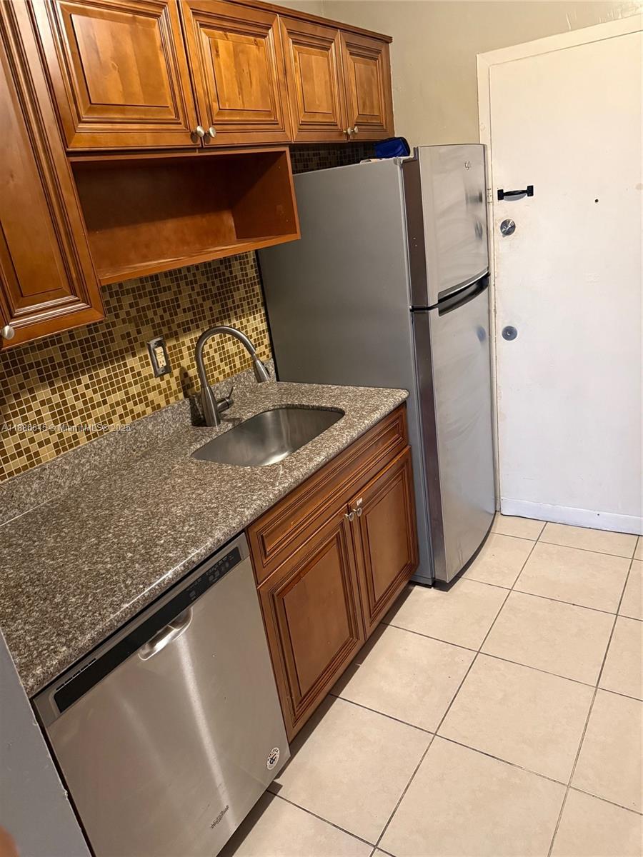 KEYSTONE TOWERS CONDO - Residential