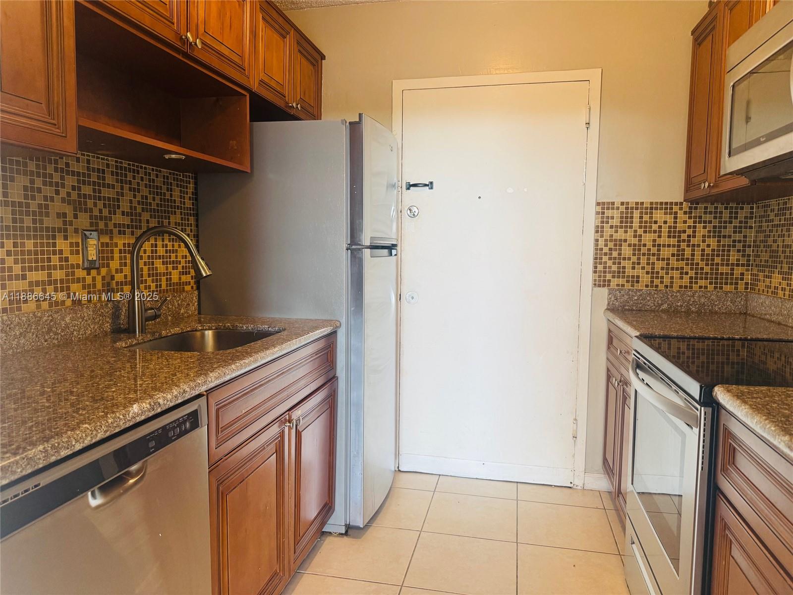 KEYSTONE TOWERS CONDO - Residential