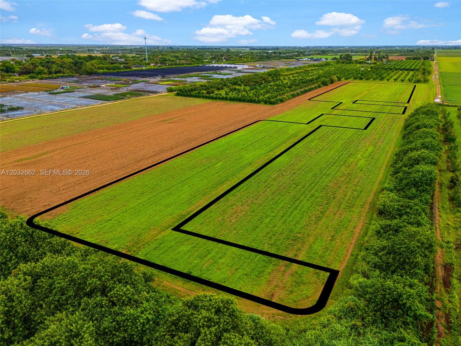 ORANGEDALE PARK - Land
