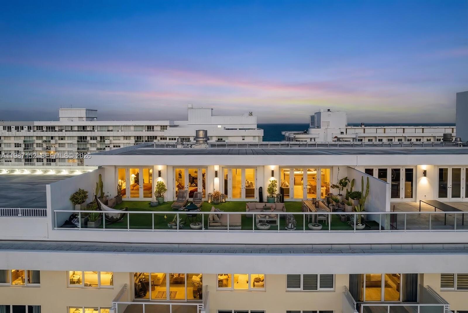 5600 CONDO - Residential