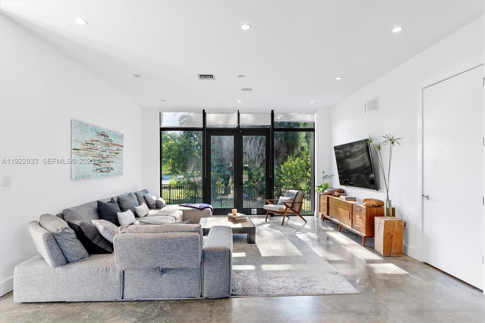 MIAMI SHORES - Residential