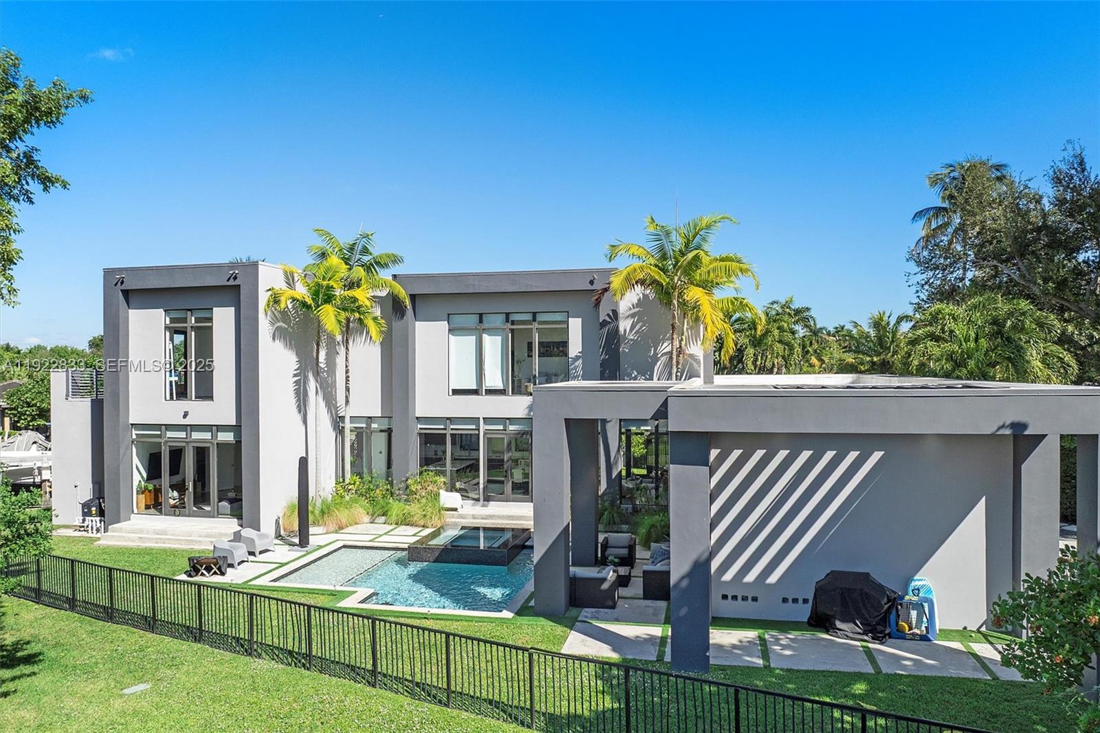 MIAMI SHORES - Residential