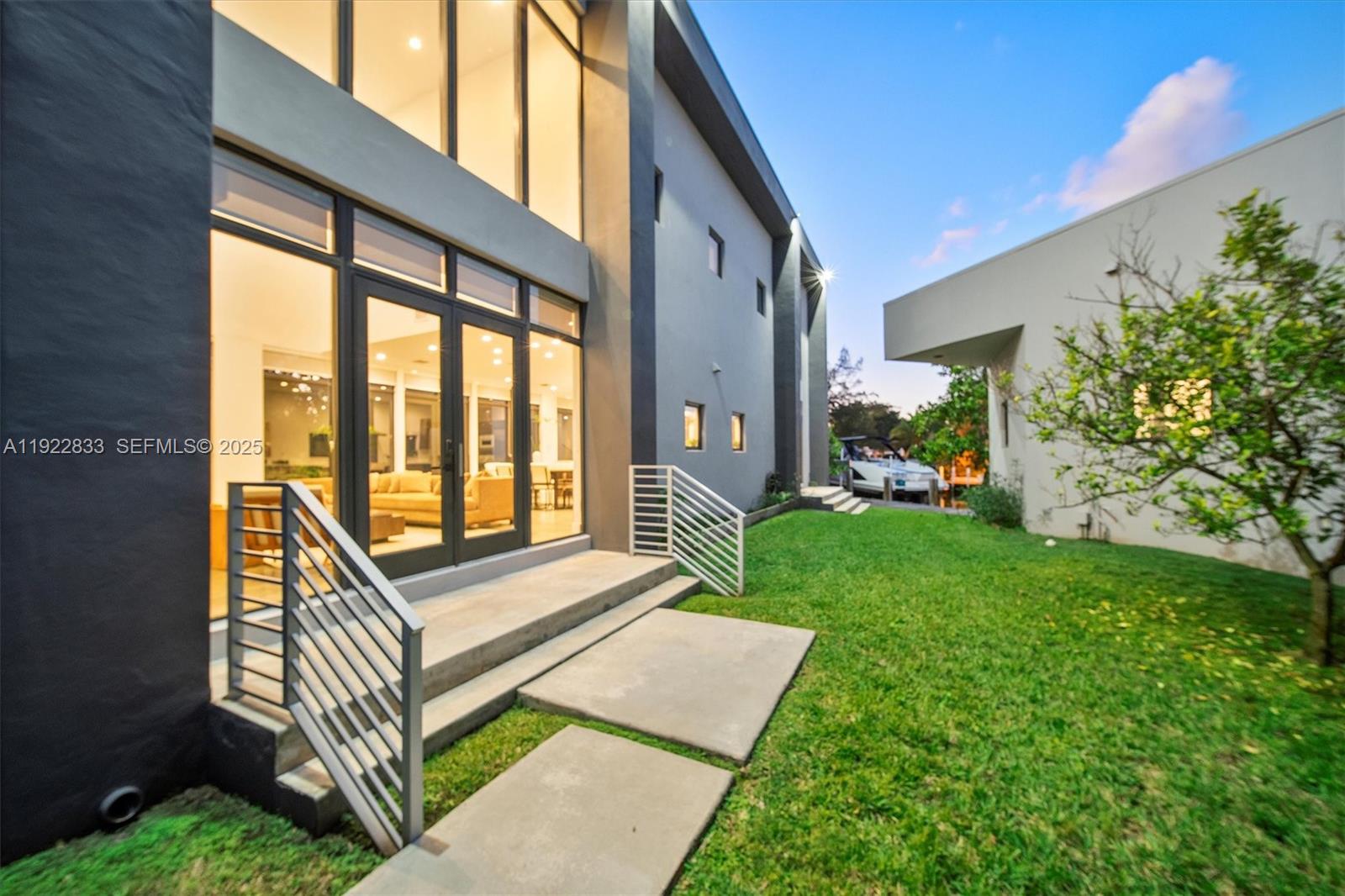 MIAMI SHORES - Residential