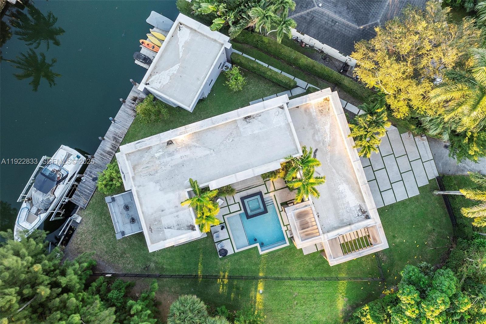 MIAMI SHORES - Residential