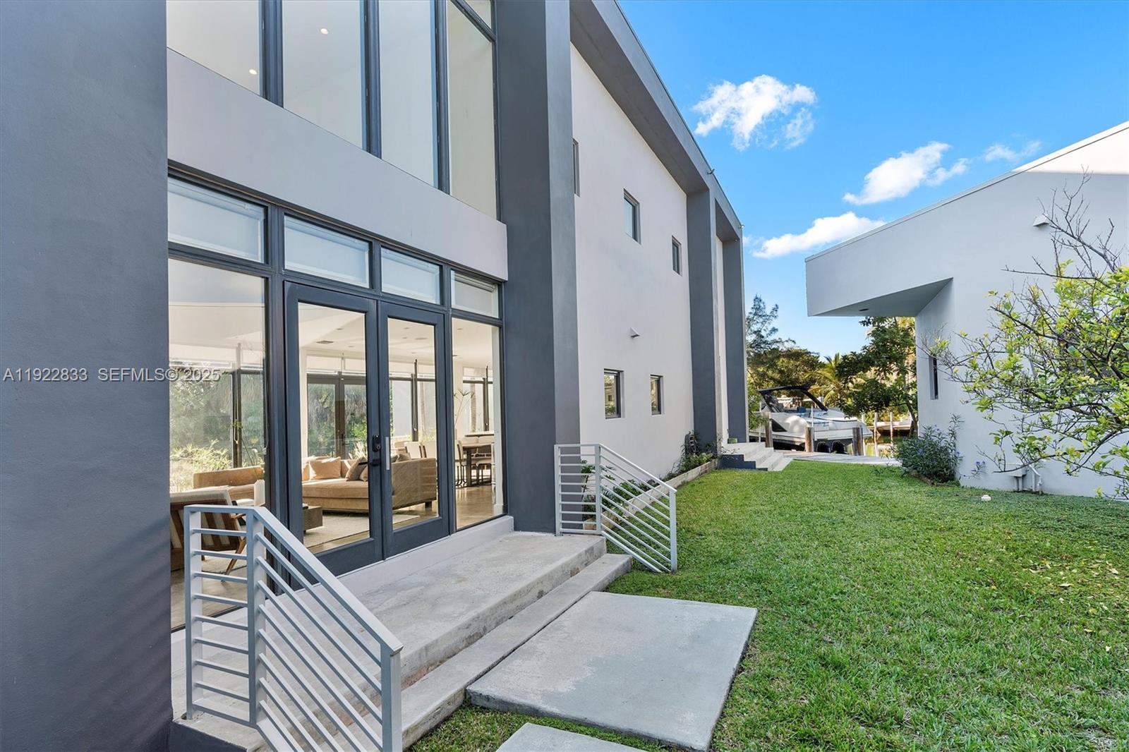 MIAMI SHORES - Residential