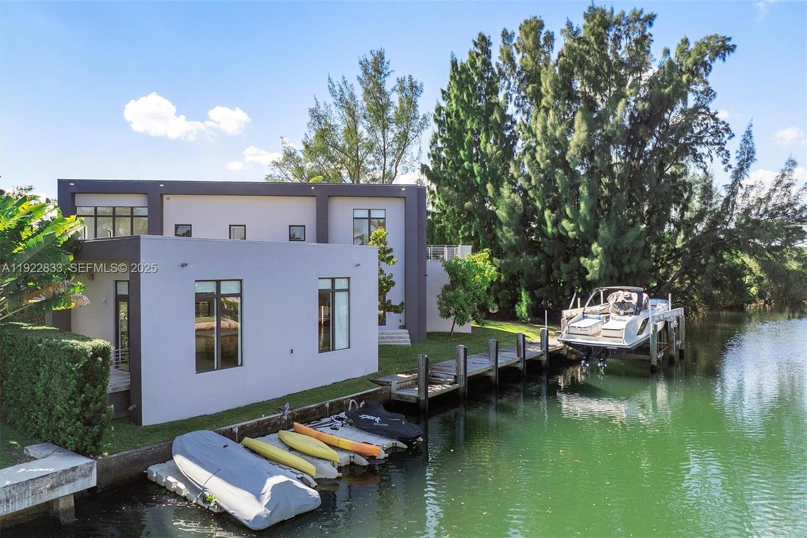MIAMI SHORES - Residential
