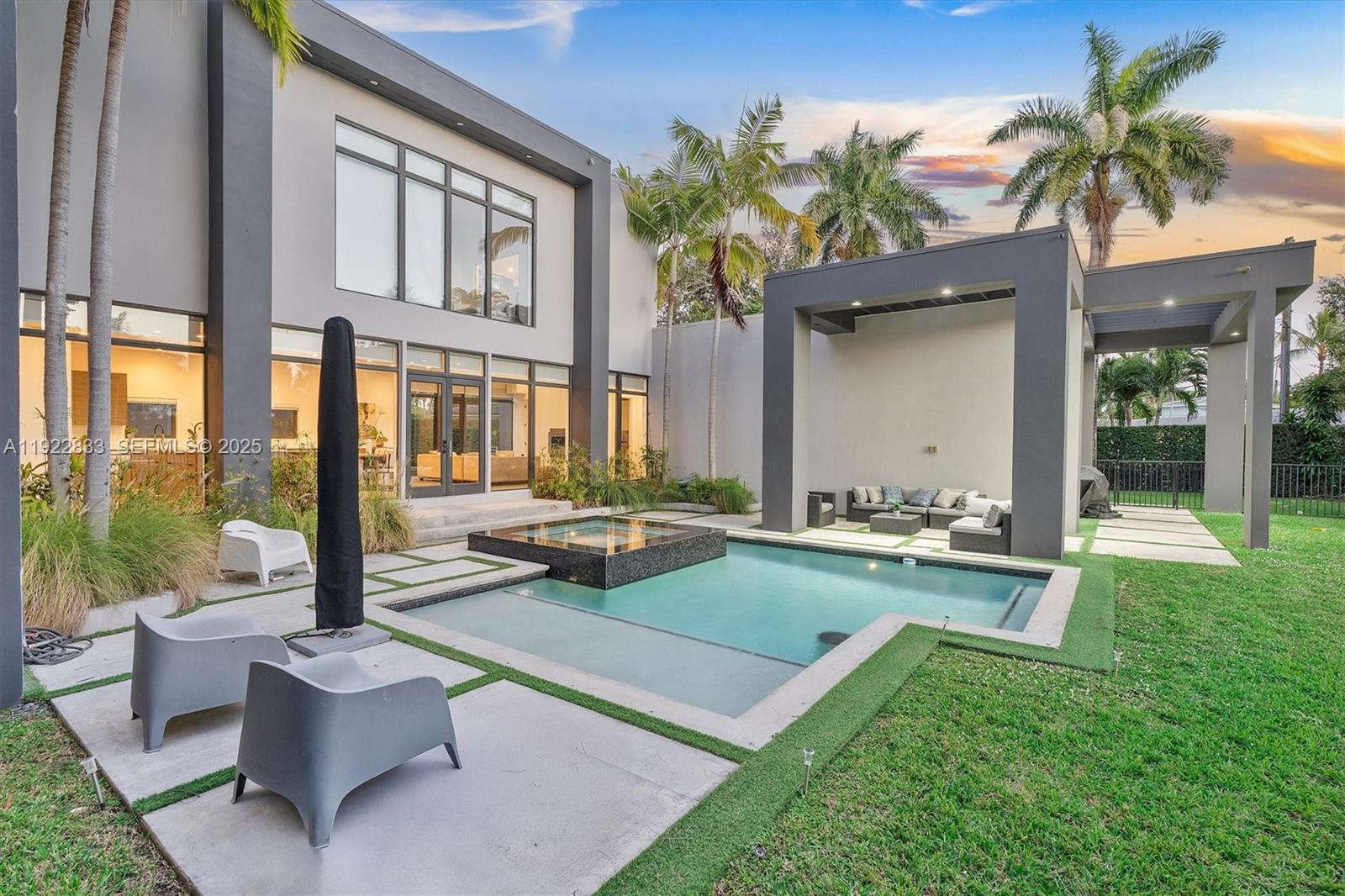 MIAMI SHORES - Residential