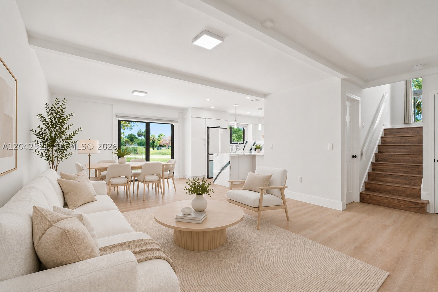 BRIAR BAY TOWNHOUSE ESTAT - Residential