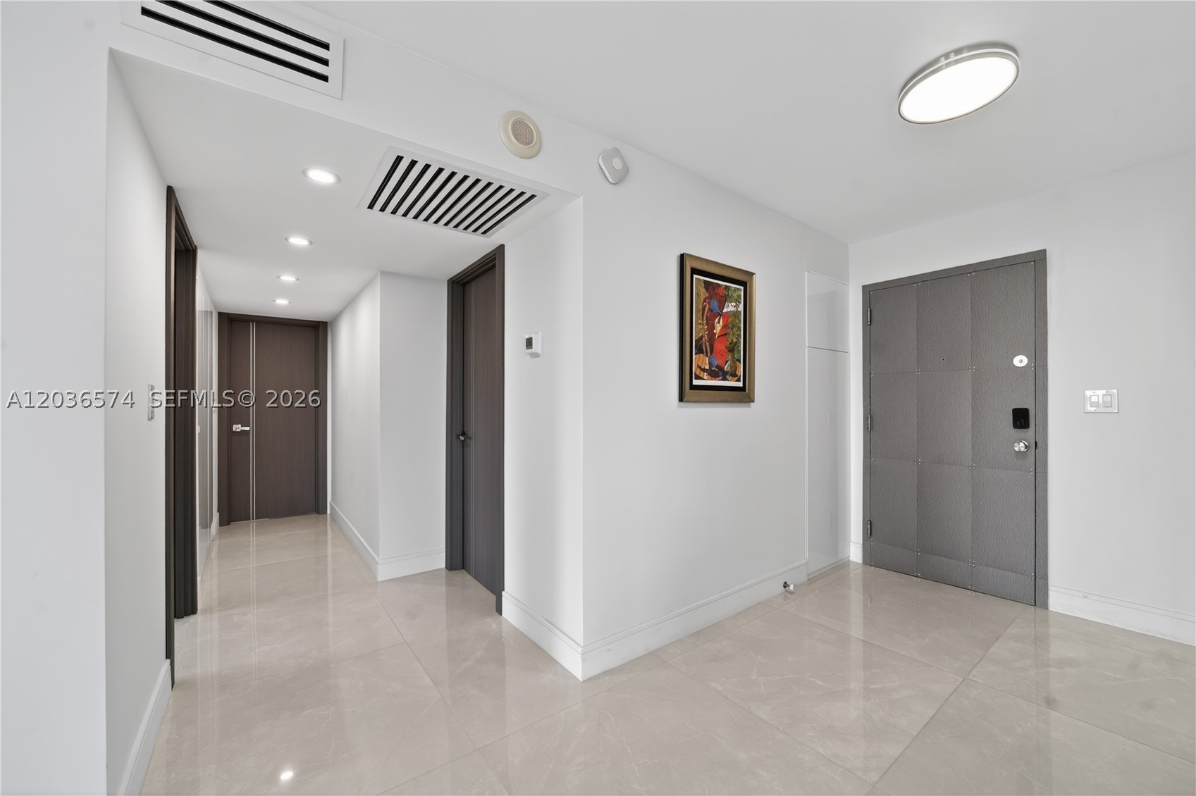 WINSTON TOWERS 400 CONDO - Residential