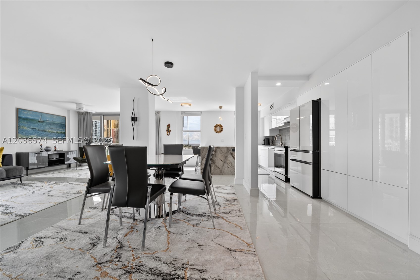 WINSTON TOWERS 400 CONDO - Residential