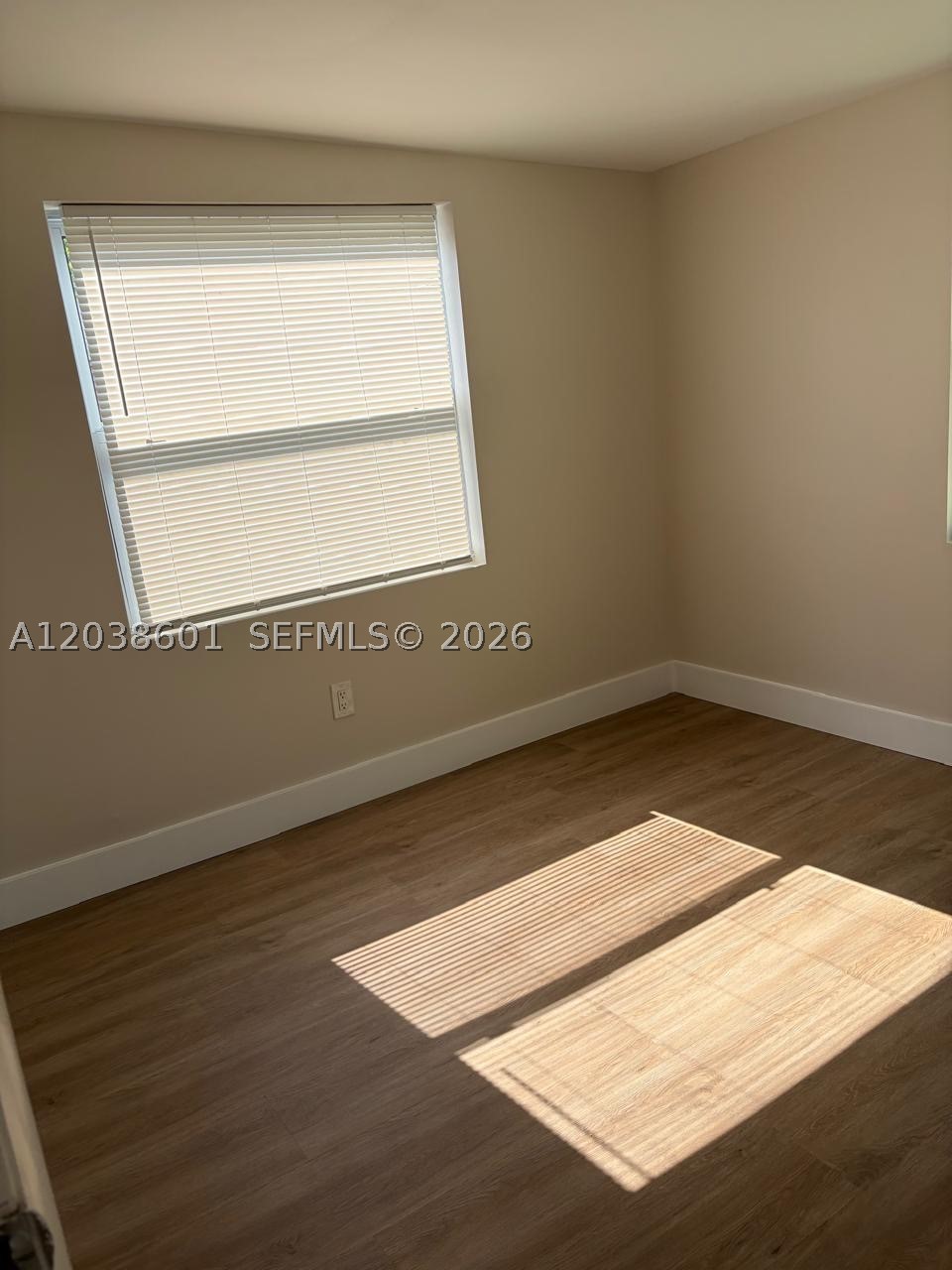 EARLINGTON HEIGHTS - Residential