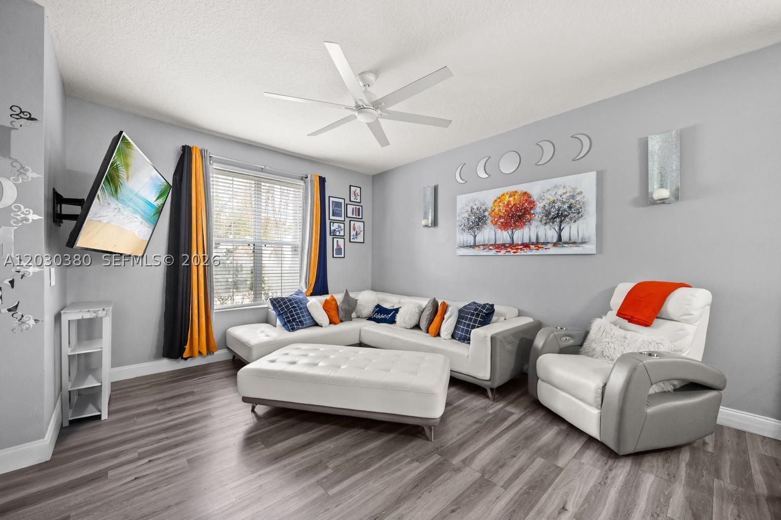 HINGLE CRK RESRV AT OAKS - Residential